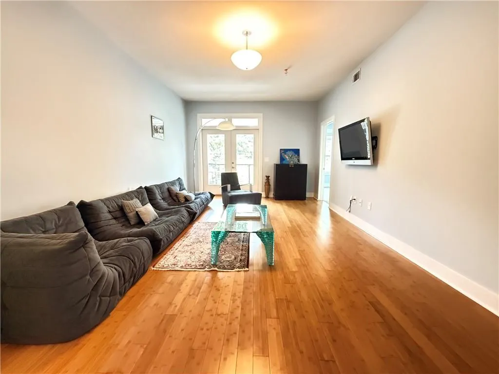 3655 Peachtree Road Ne Unit 304, Atlanta, Georgia 30319, 2 Bedrooms Bedrooms, ,2 BathroomsBathrooms,Residential,For Sale,3655 Peachtree Road Ne Unit 304,7633111