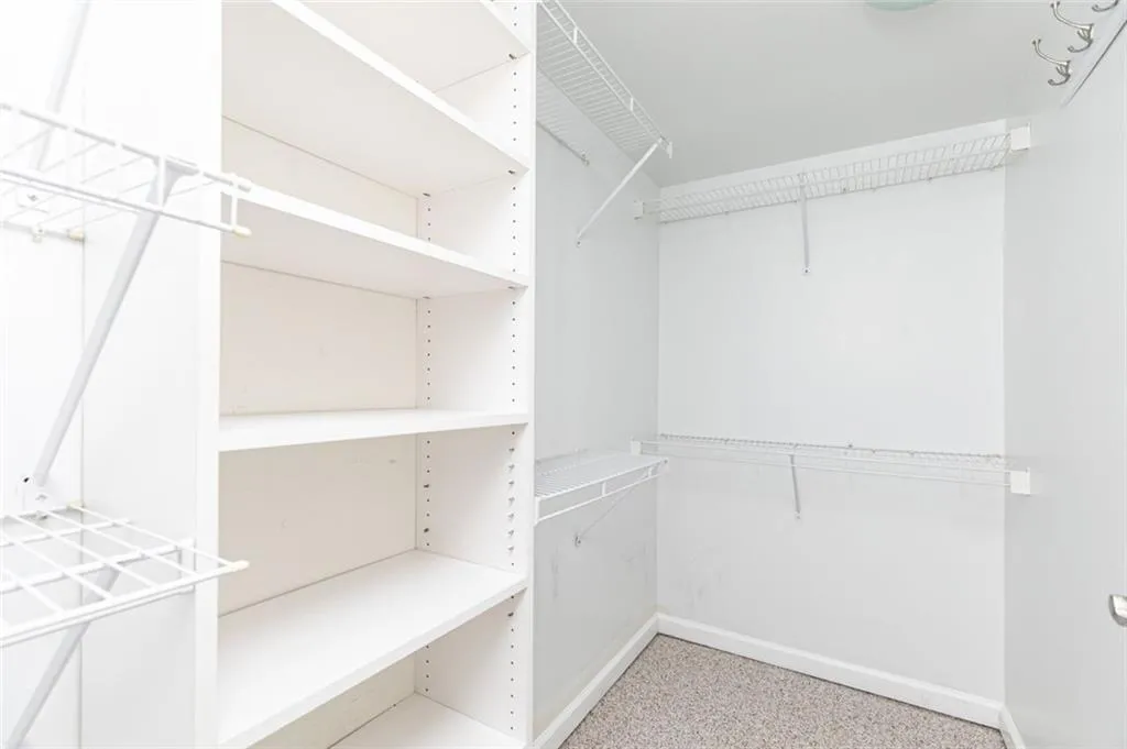 795 Hammond Drive Unit 1201, Atlanta, Georgia 30328, 2 Bedrooms Bedrooms, ,1 BathroomBathrooms,Residential,Sold,795 Hammond Drive Unit 1201,6938427