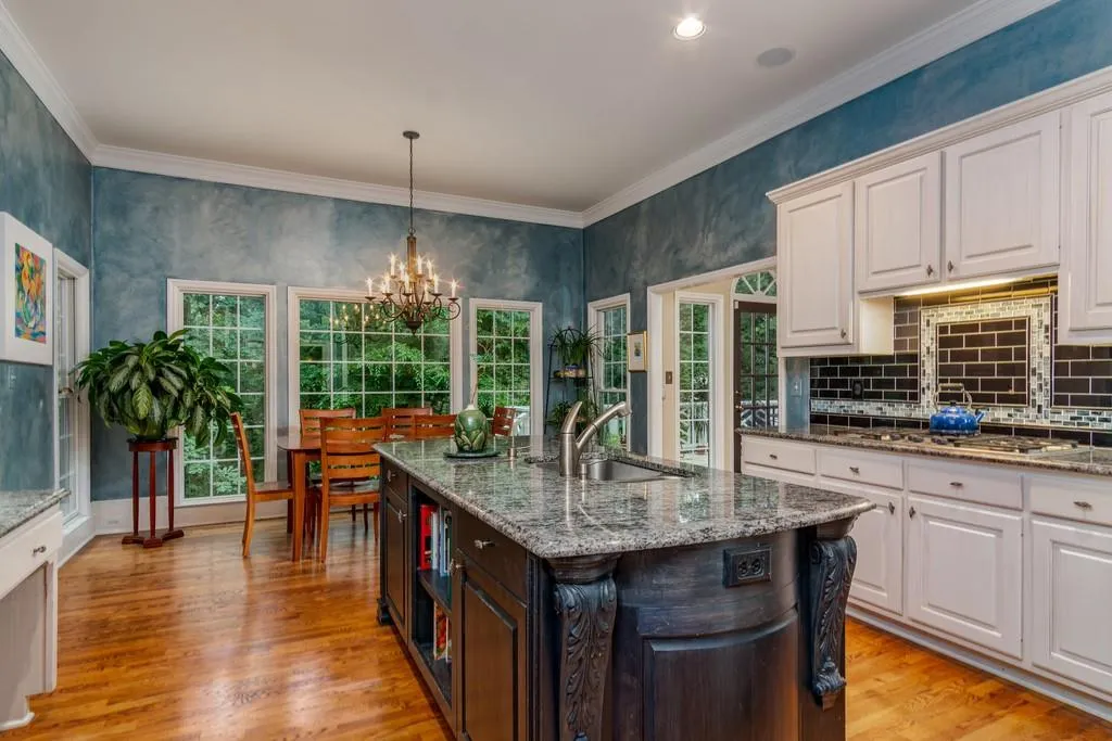 4420 Crestwicke Pointe, Atlanta, Georgia 30319, 5 Bedrooms Bedrooms, ,4 BathroomsBathrooms,Residential,Sold,4420 Crestwicke Pointe,6566151