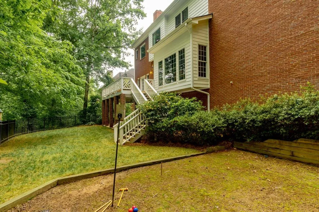 4420 Crestwicke Pointe, Atlanta, Georgia 30319, 5 Bedrooms Bedrooms, ,4 BathroomsBathrooms,Residential,Sold,4420 Crestwicke Pointe,6566151