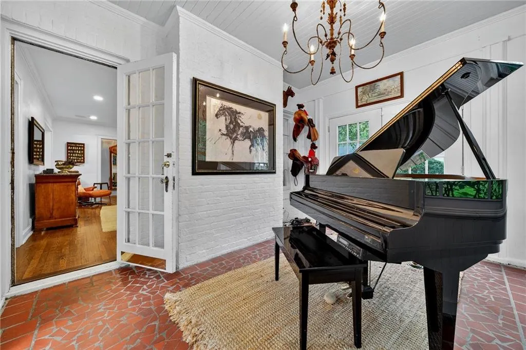 404 Collier Road Nw, Atlanta, Georgia 30309, 3 Bedrooms Bedrooms, ,2 BathroomsBathrooms,Residential,For Sale,404 Collier Road Nw,7615753