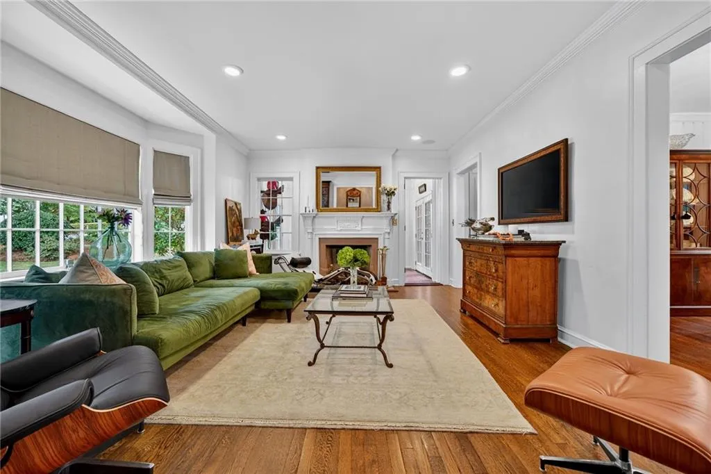 404 Collier Road Nw, Atlanta, Georgia 30309, 3 Bedrooms Bedrooms, ,2 BathroomsBathrooms,Residential,For Sale,404 Collier Road Nw,7615753
