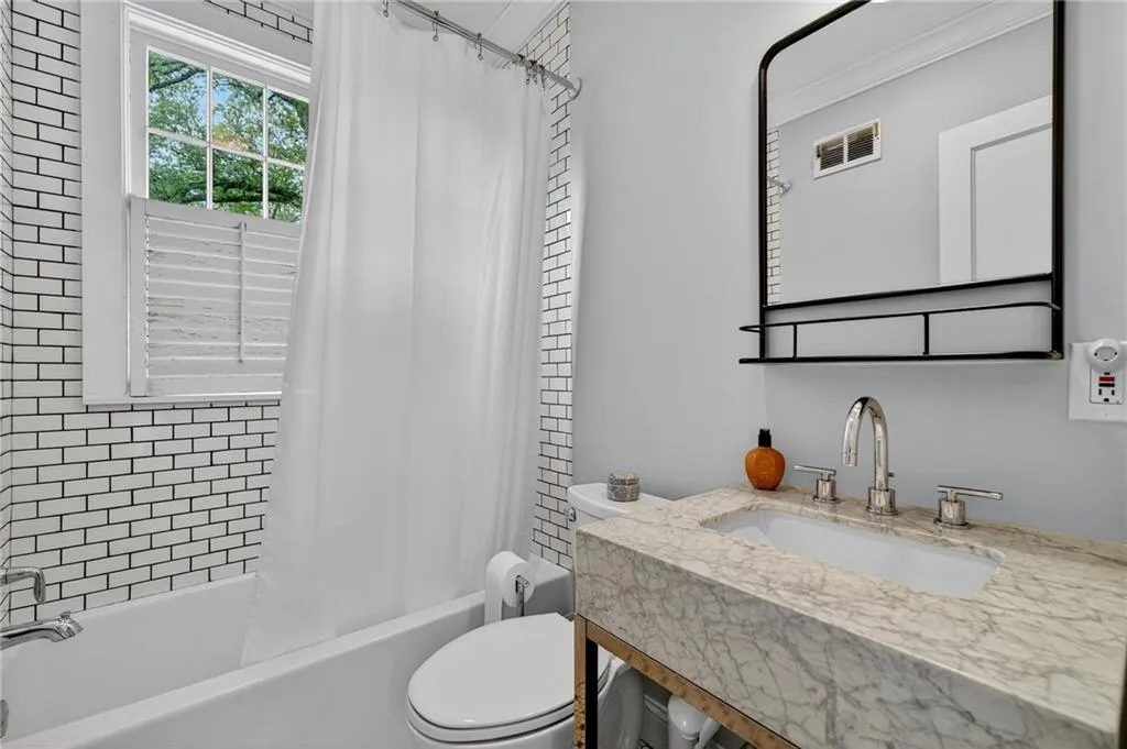 404 Collier Road Nw, Atlanta, Georgia 30309, 3 Bedrooms Bedrooms, ,2 BathroomsBathrooms,Residential,For Sale,404 Collier Road Nw,7615753
