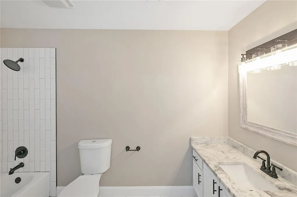 9003 Carroll Manor Drive, Sandy Springs, Georgia 30350, 2 Bedrooms Bedrooms, ,2 BathroomsBathrooms,Residential,Sold,9003 Carroll Manor Drive,6844514