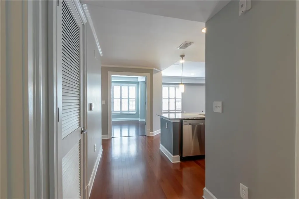200 River Vista Drive Unit 538, Atlanta, Georgia 30339, 2 Bedrooms Bedrooms, ,2 BathroomsBathrooms,Residential,Sold,200 River Vista Drive Unit 538,6046199
