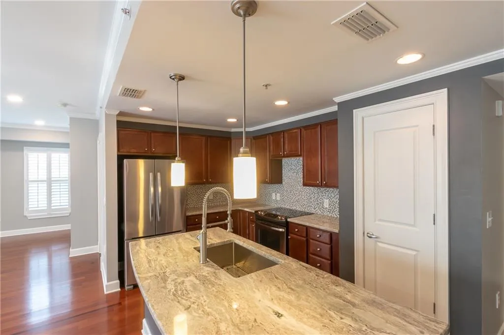 200 River Vista Drive Unit 538, Atlanta, Georgia 30339, 2 Bedrooms Bedrooms, ,2 BathroomsBathrooms,Residential,Sold,200 River Vista Drive Unit 538,6046199