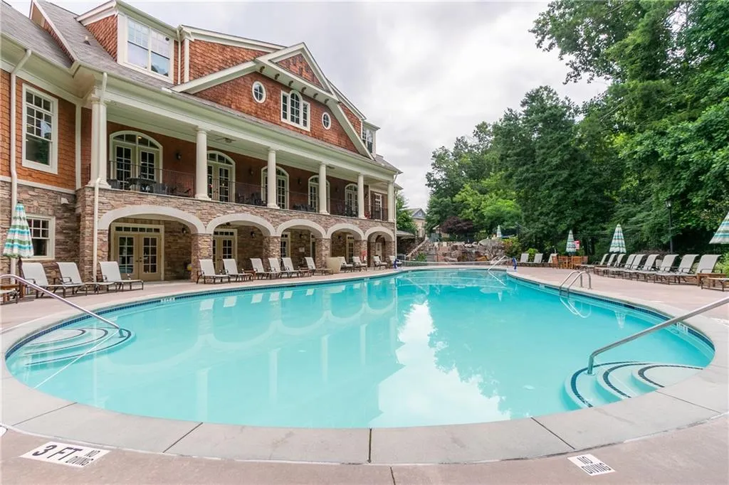 200 River Vista Drive Unit 538, Atlanta, Georgia 30339, 2 Bedrooms Bedrooms, ,2 BathroomsBathrooms,Residential,Sold,200 River Vista Drive Unit 538,6046199