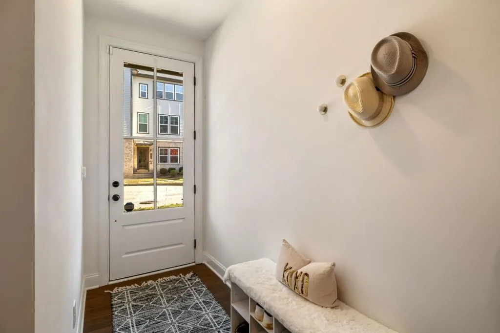 3988 Allegretto Circle Se, Atlanta, Georgia 30339, 3 Bedrooms Bedrooms, 0 ,3 BathroomsBathrooms,Residential,Sold,3988 Allegretto Circle Se,7704602