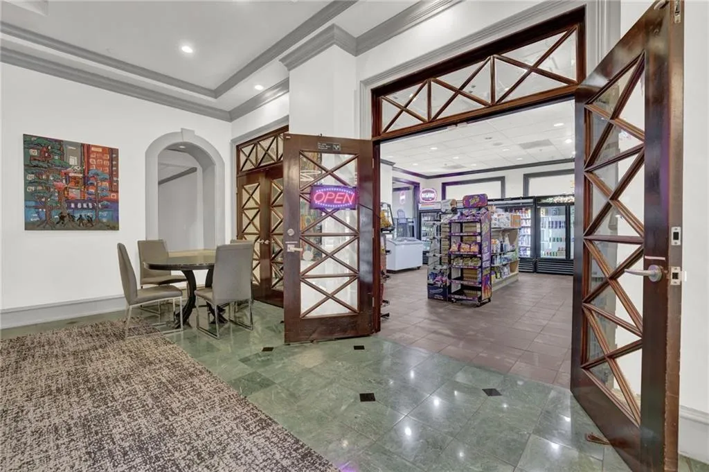 795 Hammond Drive Unit 506, Sandy Springs, Georgia 30328, 2 Bedrooms Bedrooms, ,1 BathroomBathrooms,Residential,For Sale,795 Hammond Drive Unit 506,7662541