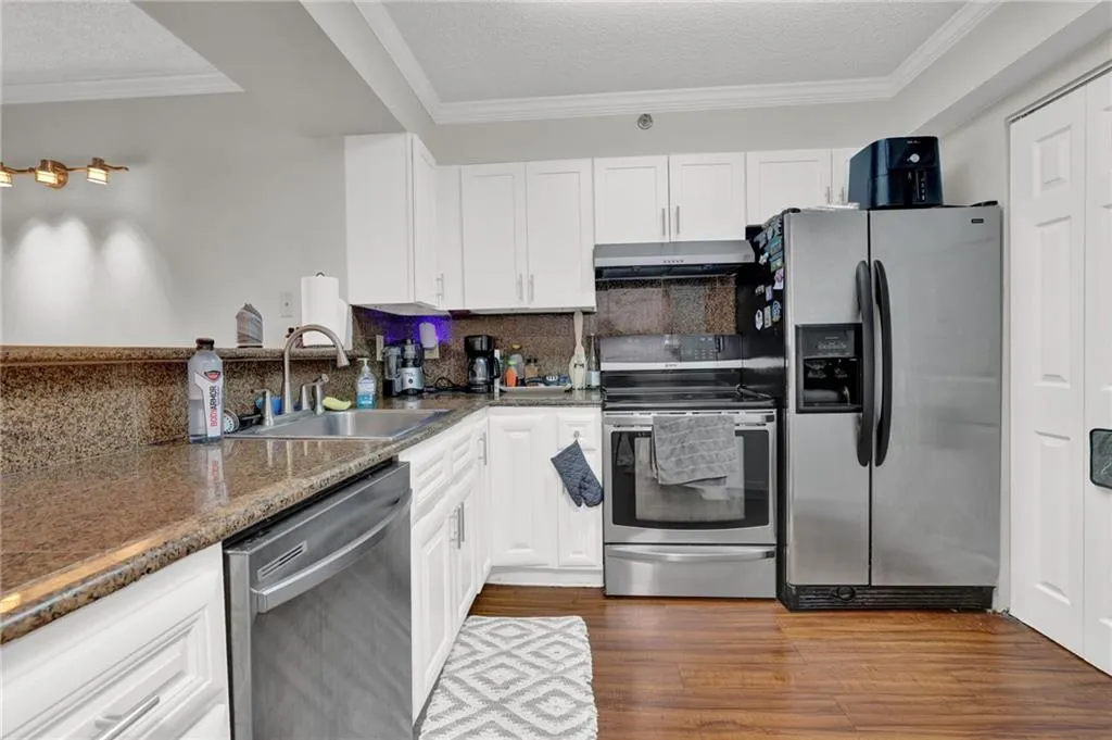 795 Hammond Drive Unit 506, Sandy Springs, Georgia 30328, 2 Bedrooms Bedrooms, ,1 BathroomBathrooms,Residential,For Sale,795 Hammond Drive Unit 506,7662541