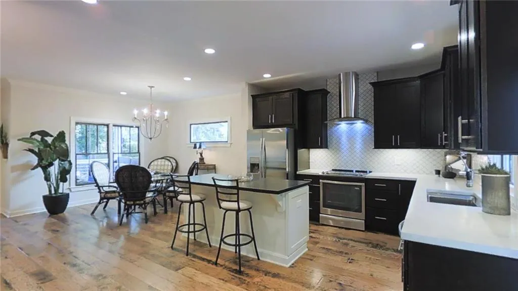 1320 Arnold Avenue Ne, Atlanta, Georgia 30324, 5 Bedrooms Bedrooms, ,3 BathroomsBathrooms,Residential,Sold,1320 Arnold Avenue Ne,5604700