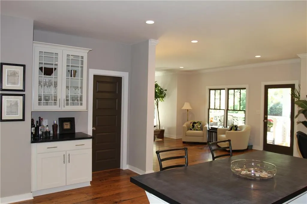 1320 Arnold Avenue Ne, Atlanta, Georgia 30324, 5 Bedrooms Bedrooms, ,3 BathroomsBathrooms,Residential,Sold,1320 Arnold Avenue Ne,5604700