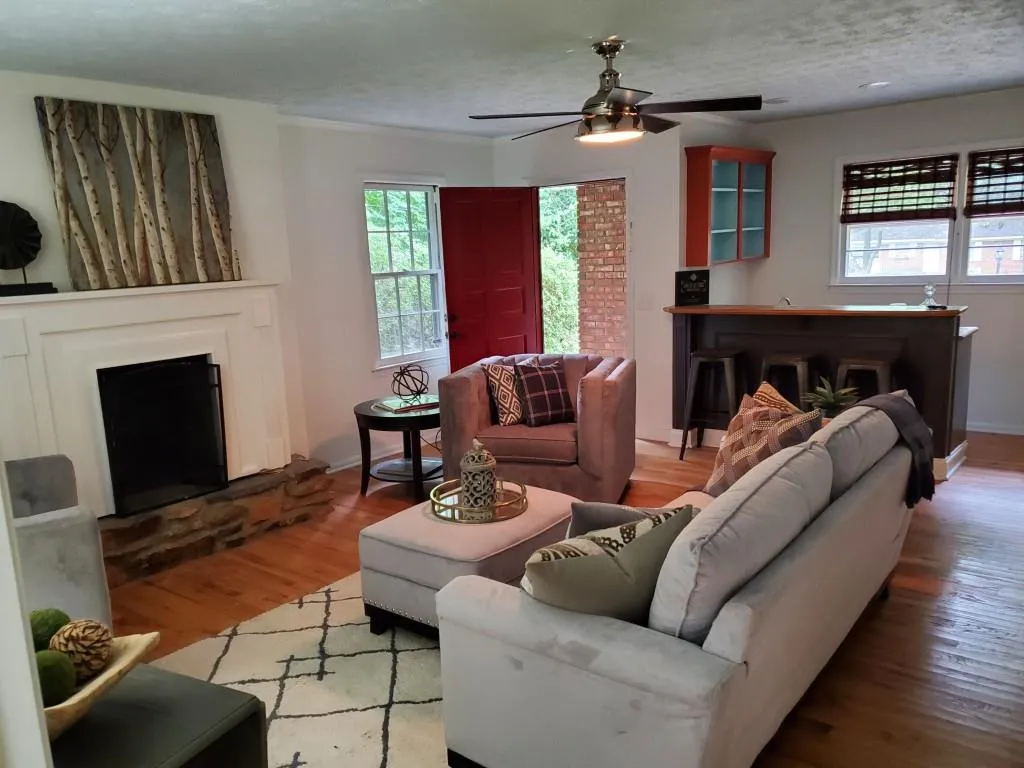 509 Hilderbrand Drive, Sandy Springs, Georgia 30328, 4 Bedrooms Bedrooms, ,2 BathroomsBathrooms,Residential,Sold,509 Hilderbrand Drive,6759982