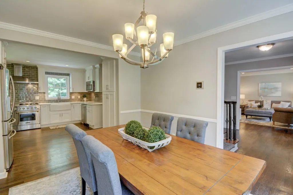 6750 River Springs Lane, Atlanta, Georgia 30328, 4 Bedrooms Bedrooms, ,2 BathroomsBathrooms,Residential,Sold,6750 River Springs Lane,7412290