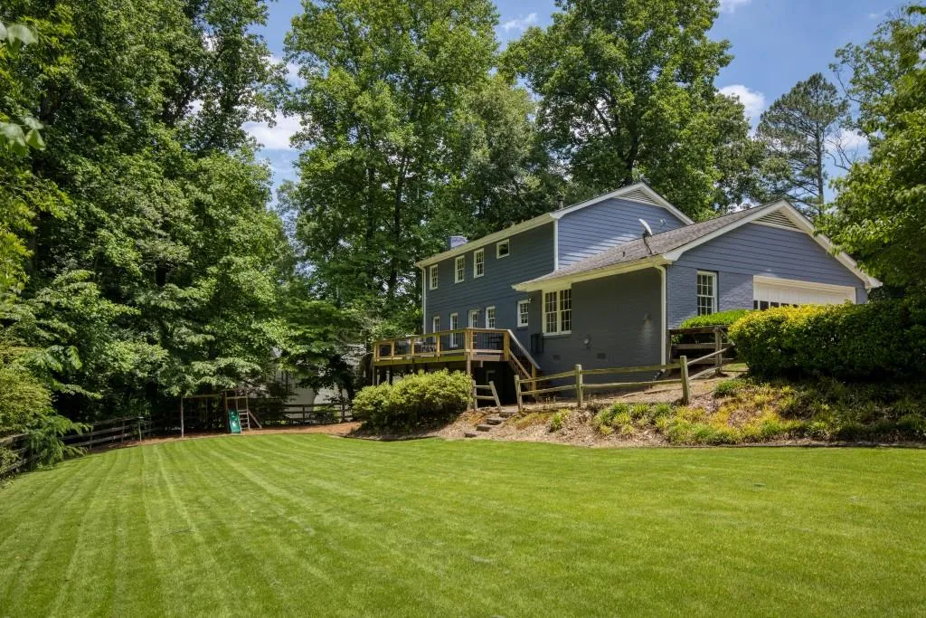 6750 River Springs Lane, Atlanta, Georgia 30328, 4 Bedrooms Bedrooms, ,2 BathroomsBathrooms,Residential,Sold,6750 River Springs Lane,7412290