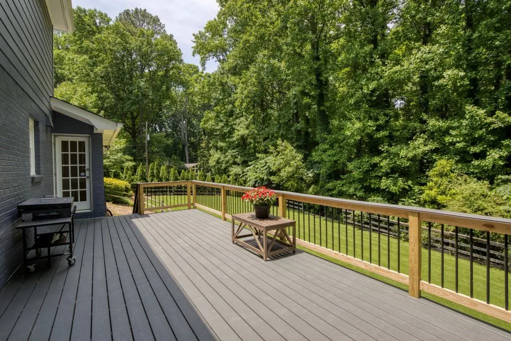 6750 River Springs Lane, Atlanta, Georgia 30328, 4 Bedrooms Bedrooms, ,2 BathroomsBathrooms,Residential,Sold,6750 River Springs Lane,7412290