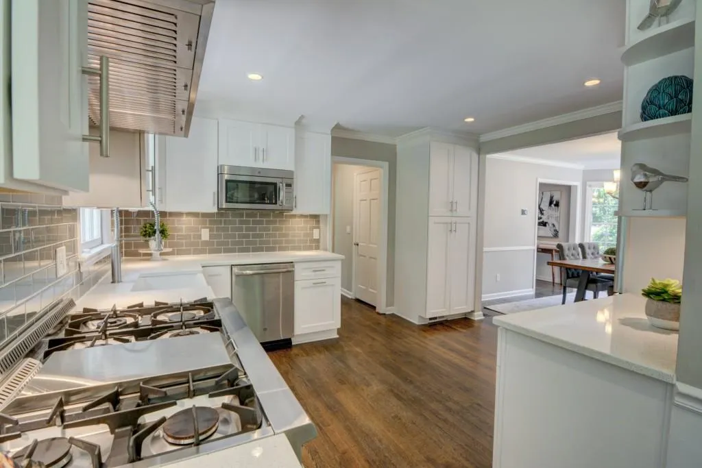 6750 River Springs Lane, Atlanta, Georgia 30328, 4 Bedrooms Bedrooms, ,2 BathroomsBathrooms,Residential,Sold,6750 River Springs Lane,7412290