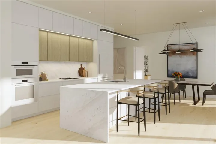 318 Sandy Springs Circle Unit 110, Atlanta, Georgia 30328