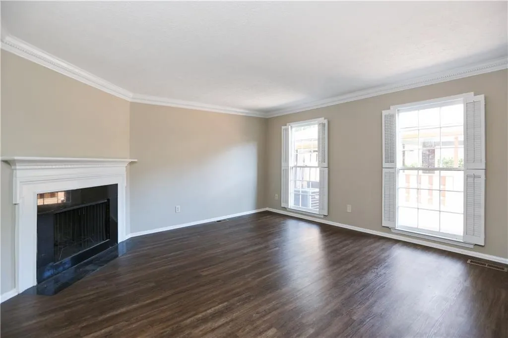 447 The North Chace Ne, Atlanta, Georgia 30328, 3 Bedrooms Bedrooms, ,3 BathroomsBathrooms,Residential,Sold,447 The North Chace Ne,6048676