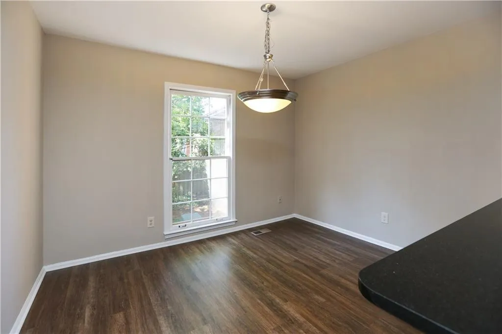 447 The North Chace Ne, Atlanta, Georgia 30328, 3 Bedrooms Bedrooms, ,3 BathroomsBathrooms,Residential,Sold,447 The North Chace Ne,6048676