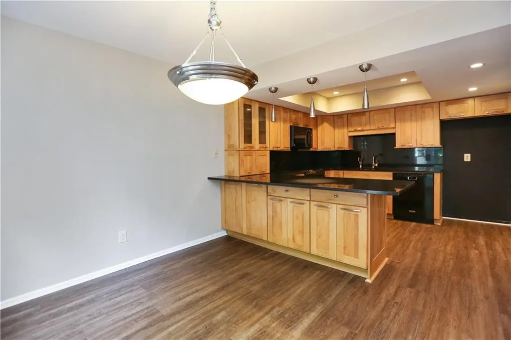 447 The North Chace Ne, Atlanta, Georgia 30328, 3 Bedrooms Bedrooms, ,3 BathroomsBathrooms,Residential,Sold,447 The North Chace Ne,6048676