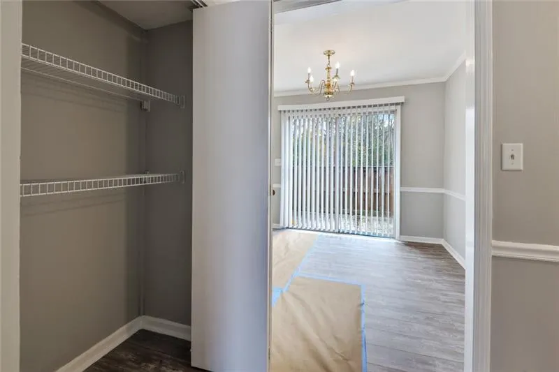 5504 Kingsport Drive, Sandy Springs, Georgia 30342, 2 Bedrooms Bedrooms, ,1 BathroomBathrooms,Residential,Sold,5504 Kingsport Drive,6650976