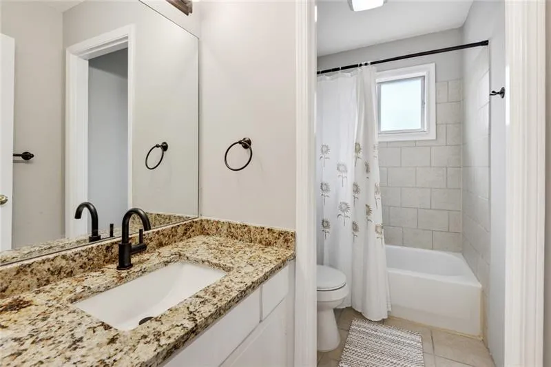 5504 Kingsport Drive, Sandy Springs, Georgia 30342, 2 Bedrooms Bedrooms, ,1 BathroomBathrooms,Residential,Sold,5504 Kingsport Drive,6650976