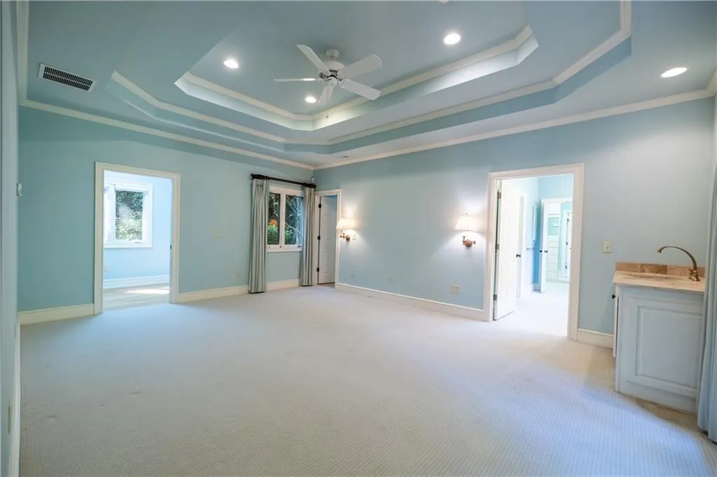 6150 Riverwood Drive, Atlanta, Georgia 30328, 5 Bedrooms Bedrooms, ,4 BathroomsBathrooms,Residential,For Sale,6150 Riverwood Drive,7648325