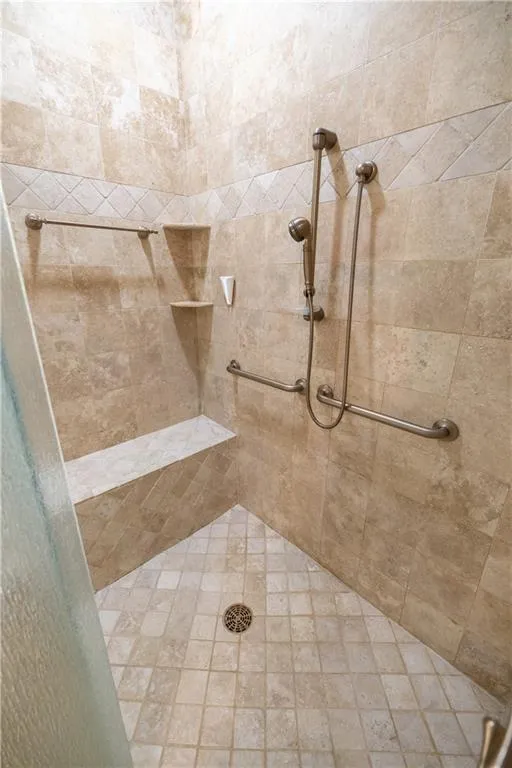6150 Riverwood Drive, Atlanta, Georgia 30328, 5 Bedrooms Bedrooms, ,4 BathroomsBathrooms,Residential,For Sale,6150 Riverwood Drive,7648325