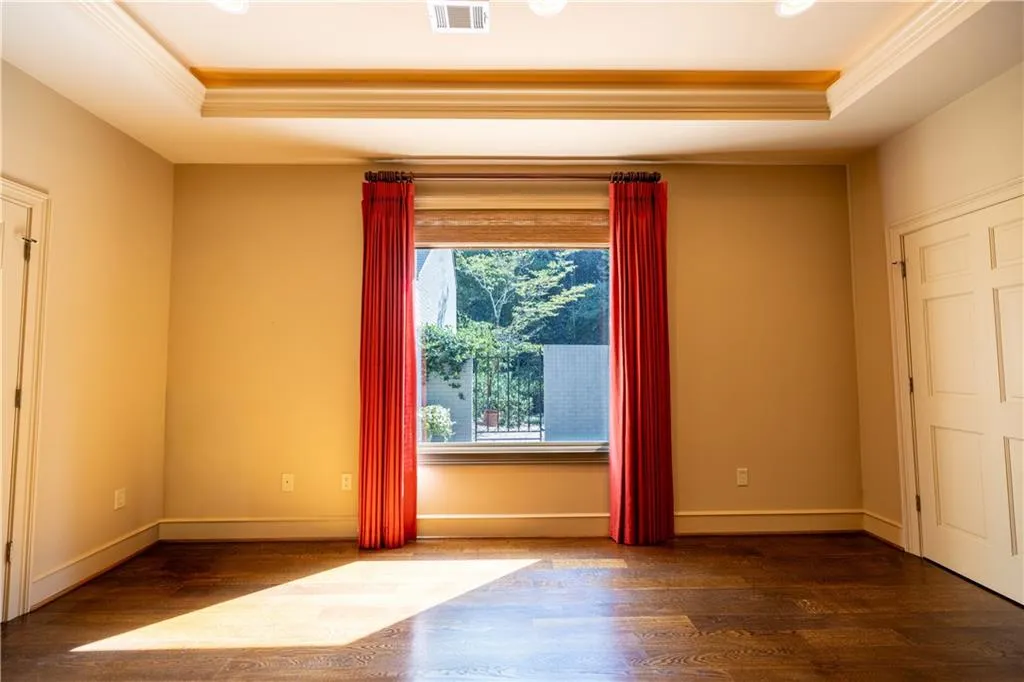 6150 Riverwood Drive, Atlanta, Georgia 30328, 5 Bedrooms Bedrooms, ,4 BathroomsBathrooms,Residential,For Sale,6150 Riverwood Drive,7648325