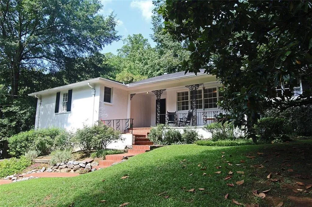 3120 Marne Drive Nw, Atlanta, Georgia 30305, 5 Bedrooms Bedrooms, ,3 BathroomsBathrooms,Residential,Sold,3120 Marne Drive Nw,5733440