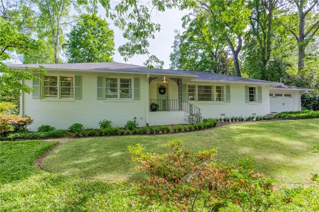 365 Highbrook Drive, Atlanta, Georgia 30342, 3 Bedrooms Bedrooms, ,2 BathroomsBathrooms,Residential,Sold,365 Highbrook Drive,7039139