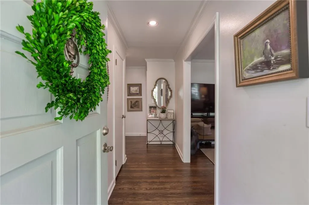 365 Highbrook Drive, Atlanta, Georgia 30342, 3 Bedrooms Bedrooms, ,2 BathroomsBathrooms,Residential,Sold,365 Highbrook Drive,7039139