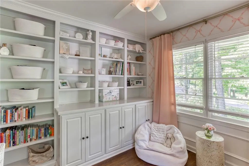 365 Highbrook Drive, Atlanta, Georgia 30342, 3 Bedrooms Bedrooms, ,2 BathroomsBathrooms,Residential,Sold,365 Highbrook Drive,7039139