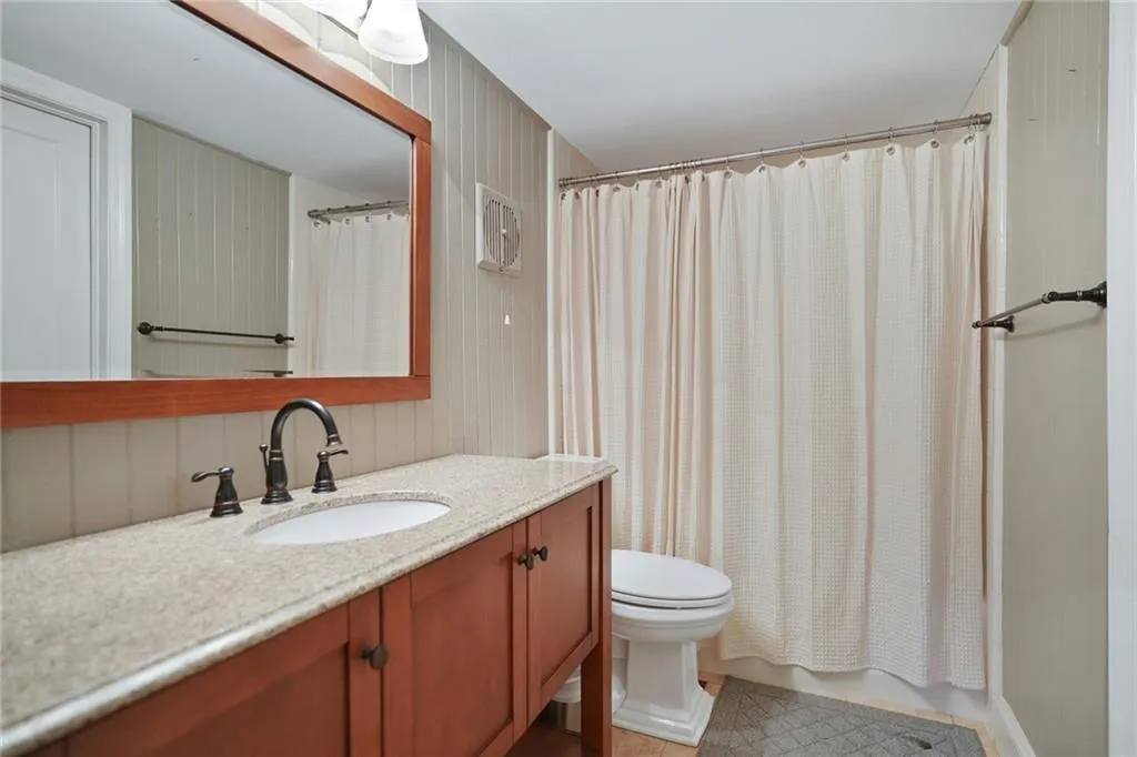 4795 Woodvale Drive Nw, Atlanta, Georgia 30327, 5 Bedrooms Bedrooms, ,4 BathroomsBathrooms,Residential,Sold,4795 Woodvale Drive Nw,6999023