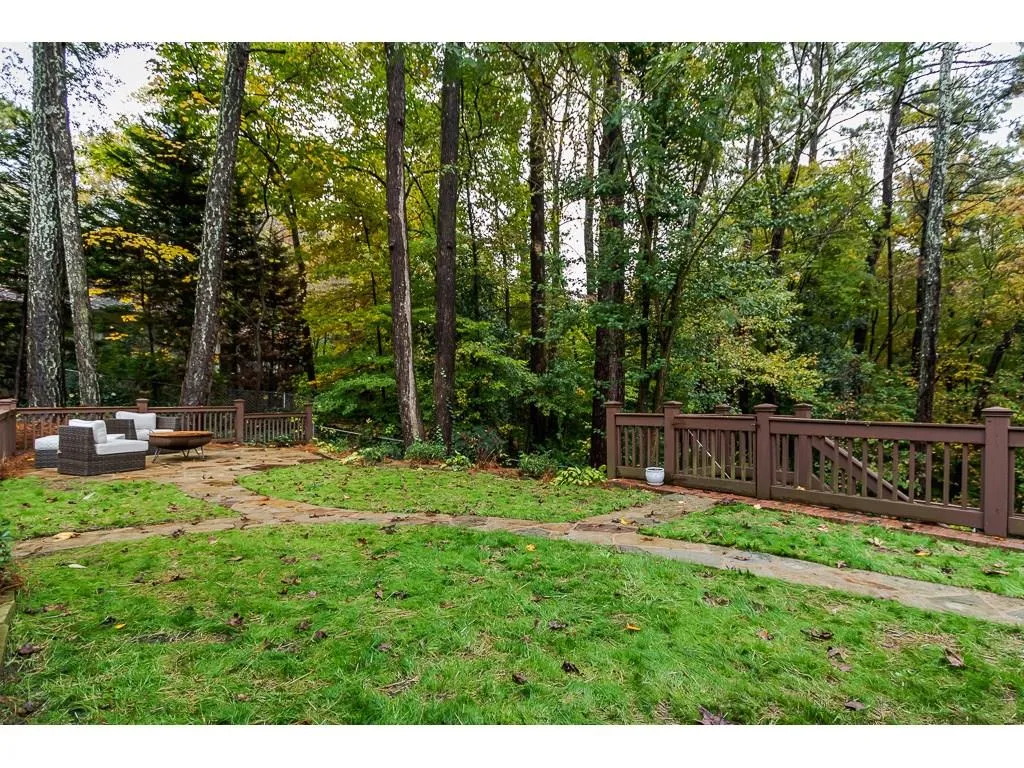 170 Burdette Road Nw, Atlanta, Georgia 30327, 6 Bedrooms Bedrooms, ,4 BathroomsBathrooms,Residential,Sold,170 Burdette Road Nw,6117557