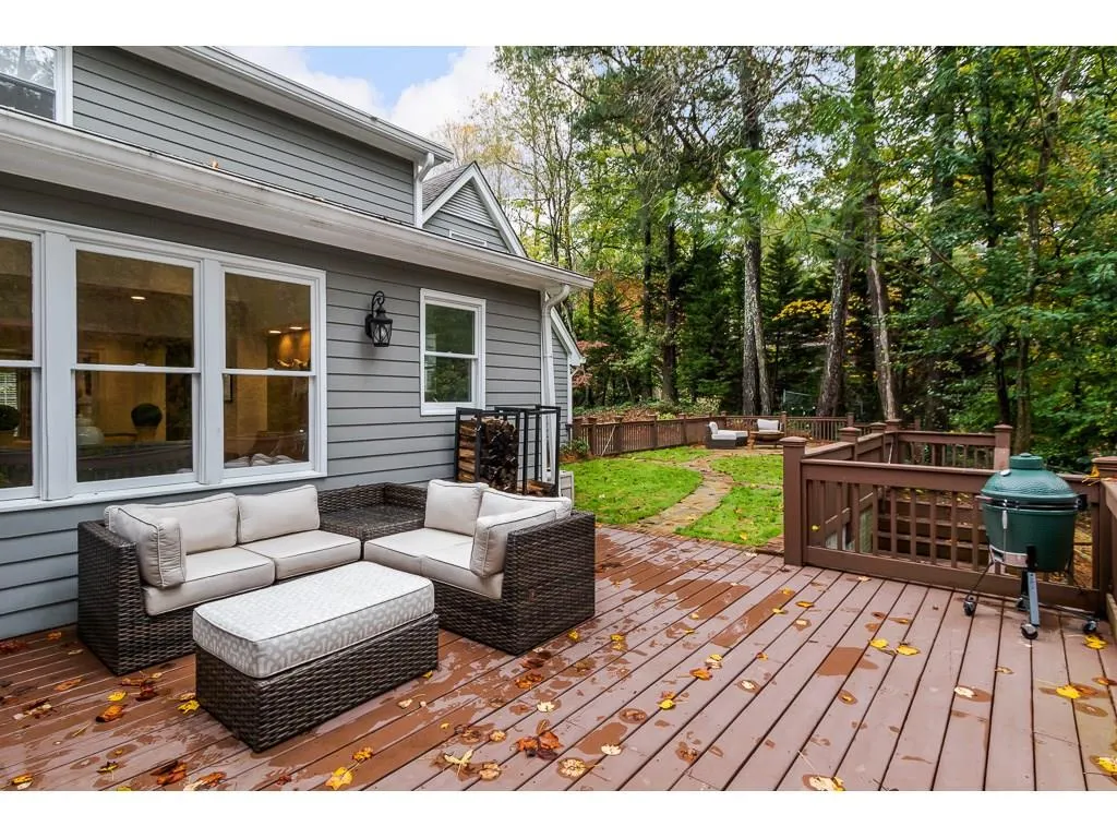 170 Burdette Road Nw, Atlanta, Georgia 30327, 6 Bedrooms Bedrooms, ,4 BathroomsBathrooms,Residential,Sold,170 Burdette Road Nw,6117557