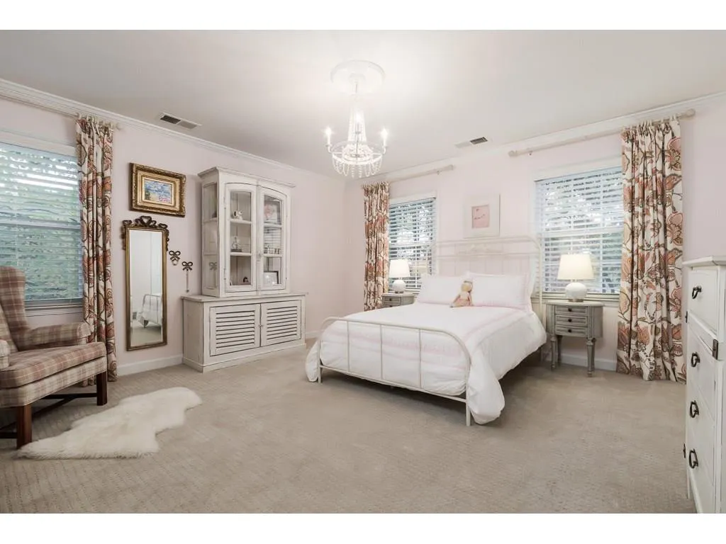 170 Burdette Road Nw, Atlanta, Georgia 30327, 6 Bedrooms Bedrooms, ,4 BathroomsBathrooms,Residential,Sold,170 Burdette Road Nw,6117557