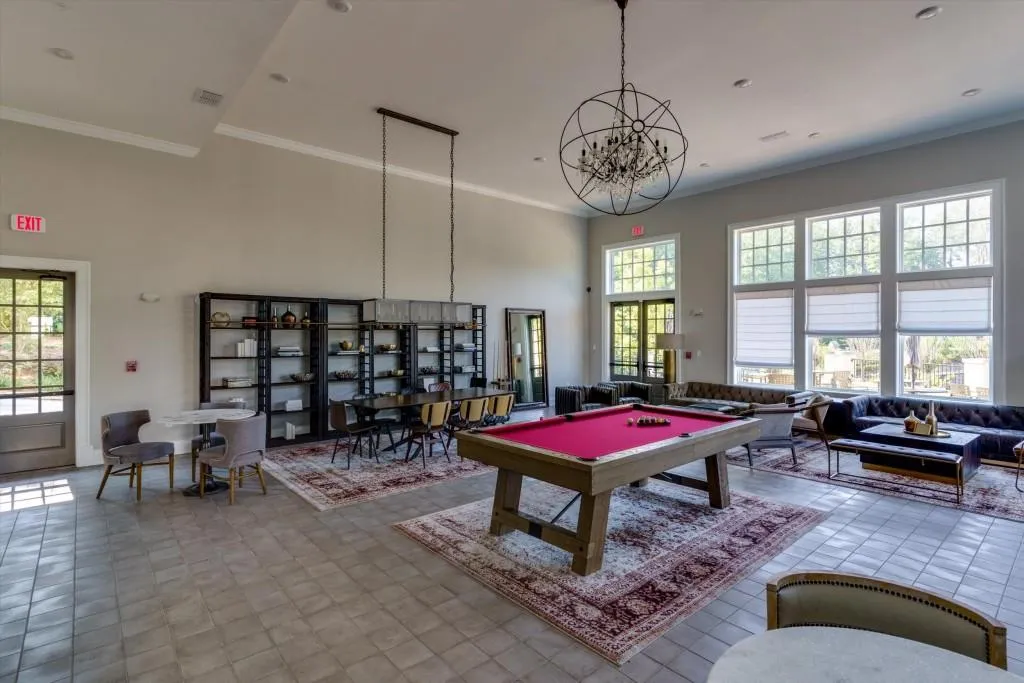 6565 Beacon Drive Unit 322, Sandy Springs, Georgia 30328, 3 Bedrooms Bedrooms, ,3 BathroomsBathrooms,Residential,Sold,6565 Beacon Drive Unit 322,7267471