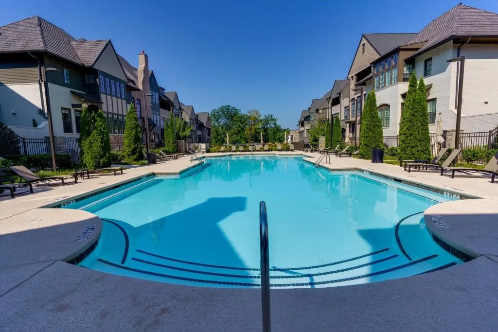 6565 Beacon Drive Unit 322, Sandy Springs, Georgia 30328, 3 Bedrooms Bedrooms, ,3 BathroomsBathrooms,Residential,Sold,6565 Beacon Drive Unit 322,7267471