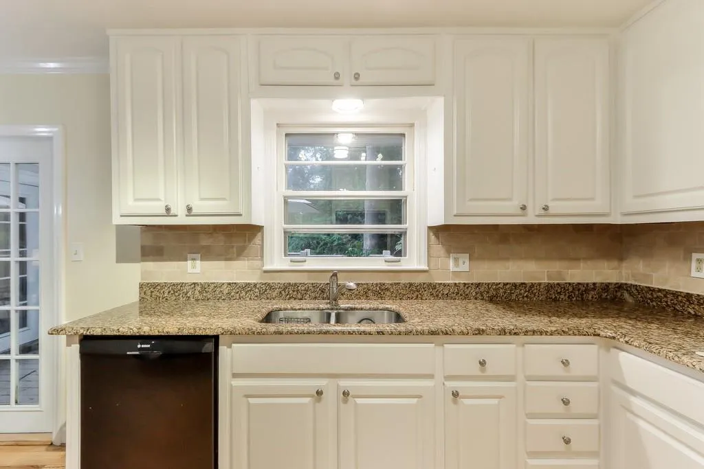 90 River Springs Drive, Sandy Springs, Georgia 30328, 4 Bedrooms Bedrooms, ,3 BathroomsBathrooms,Residential,Sold,90 River Springs Drive,7107270