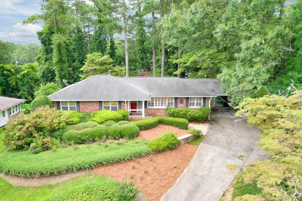 90 River Springs Drive, Sandy Springs, Georgia 30328, 4 Bedrooms Bedrooms, ,3 BathroomsBathrooms,Residential,Sold,90 River Springs Drive,7107270