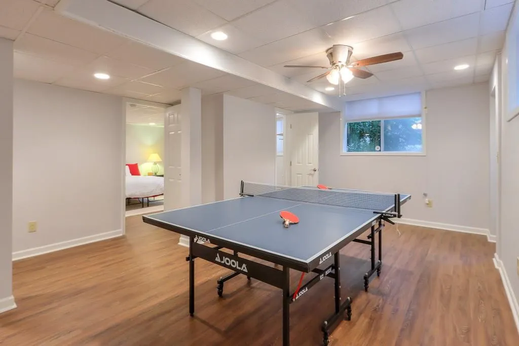 90 River Springs Drive, Sandy Springs, Georgia 30328, 4 Bedrooms Bedrooms, ,3 BathroomsBathrooms,Residential,Sold,90 River Springs Drive,7107270