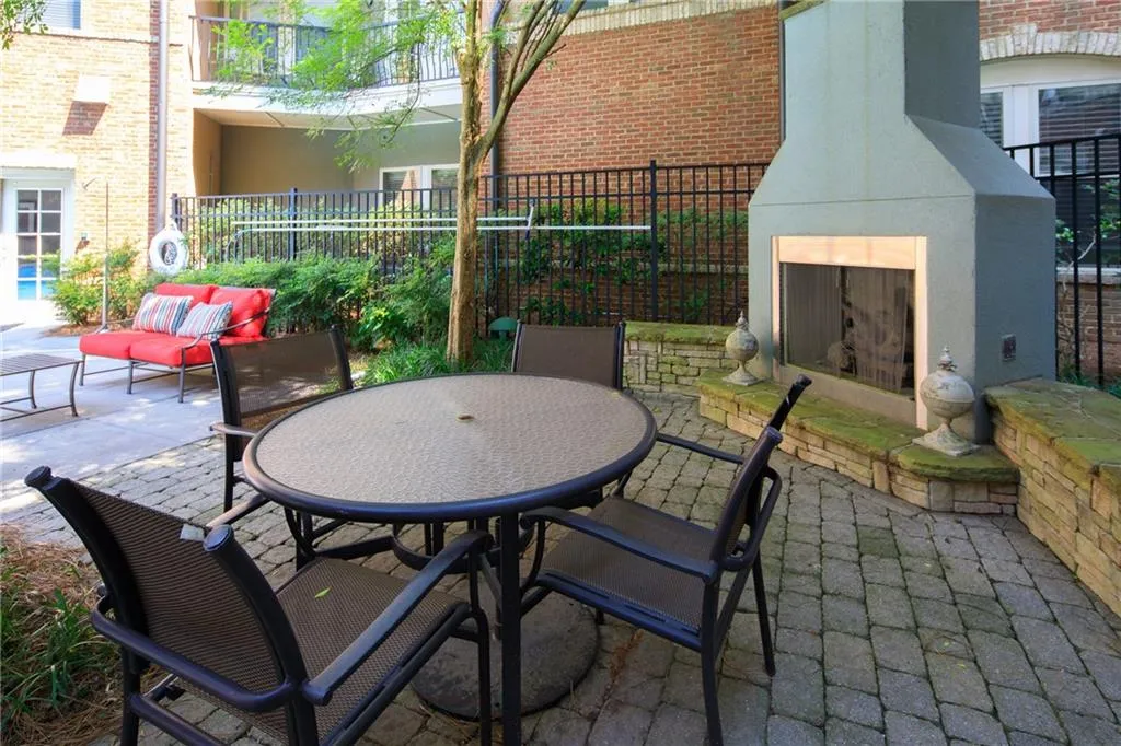 901 Abernathy Road Unit 4260, Sandy Springs, Georgia 30328, 2 Bedrooms Bedrooms, ,2 BathroomsBathrooms,Residential,Sold,901 Abernathy Road Unit 4260,7105666