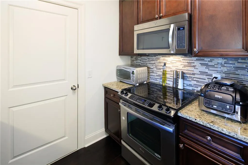 901 Abernathy Road Unit 4260, Sandy Springs, Georgia 30328, 2 Bedrooms Bedrooms, ,2 BathroomsBathrooms,Residential,Sold,901 Abernathy Road Unit 4260,7105666