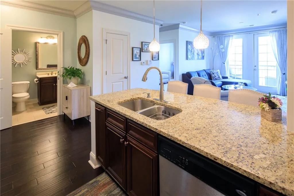 901 Abernathy Road Unit 4260, Sandy Springs, Georgia 30328, 2 Bedrooms Bedrooms, ,2 BathroomsBathrooms,Residential,Sold,901 Abernathy Road Unit 4260,7105666