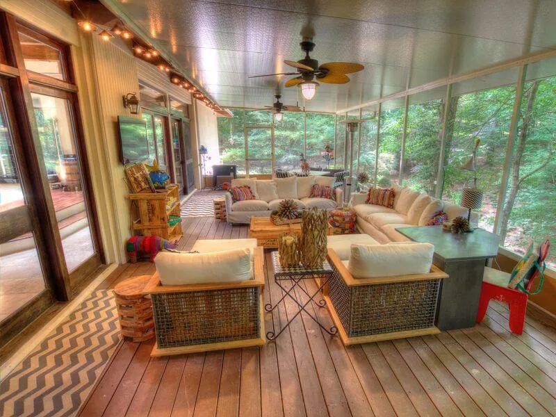 7745 Janann Way, Atlanta, Georgia 30350, 6 Bedrooms Bedrooms, ,5 BathroomsBathrooms,Residential,Sold,7745 Janann Way,5555908