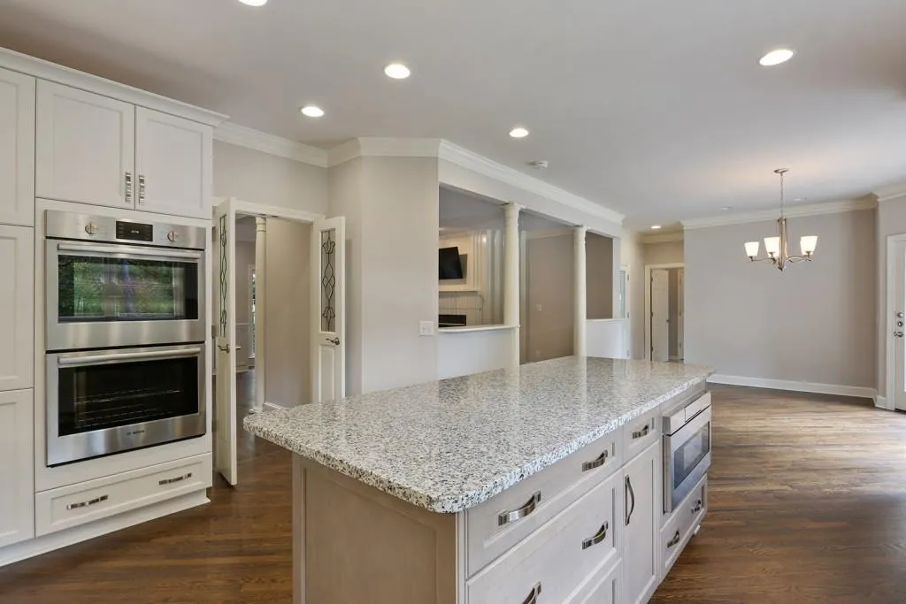 255 Grogans Lake Point, Sandy Springs, Georgia 30350, 5 Bedrooms Bedrooms, ,4 BathroomsBathrooms,Residential,Sold,255 Grogans Lake Point,5771112