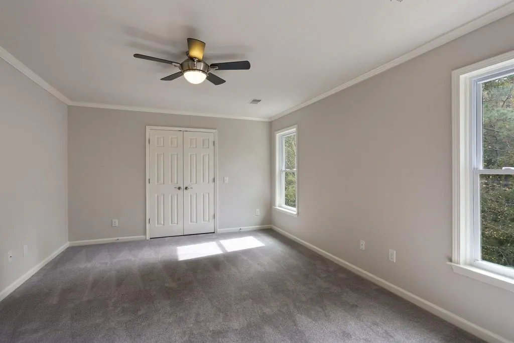 255 Grogans Lake Point, Sandy Springs, Georgia 30350, 5 Bedrooms Bedrooms, ,4 BathroomsBathrooms,Residential,Sold,255 Grogans Lake Point,5771112