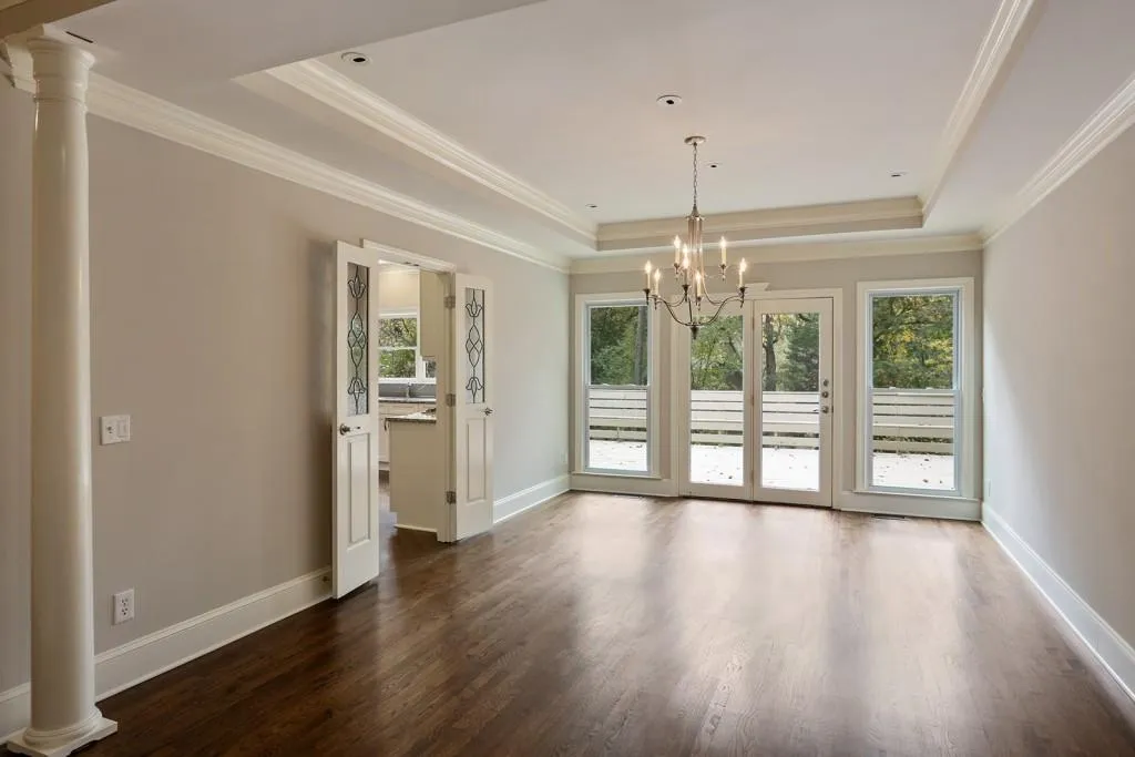 255 Grogans Lake Point, Sandy Springs, Georgia 30350, 5 Bedrooms Bedrooms, ,4 BathroomsBathrooms,Residential,Sold,255 Grogans Lake Point,5771112